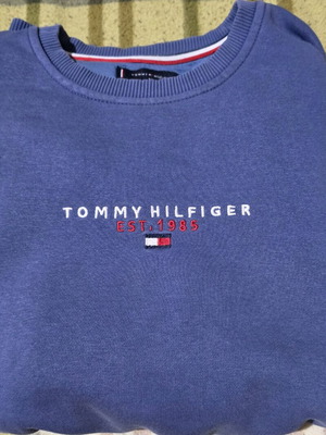 Tommy Hilfiger T-shirt like new, size XL, blue