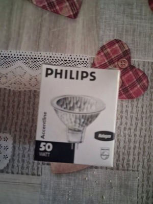 Spot light bulbs 50w new, pack of 9