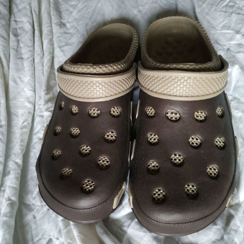 Elegant look sandal clogs new, beige and brown, size 45