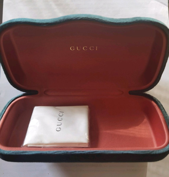GUCCI! Калъф за слънчеви очила