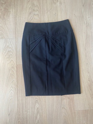 Pencil φούστα μαύρη Zara μεταχειρισμένη, μέγεθος XS