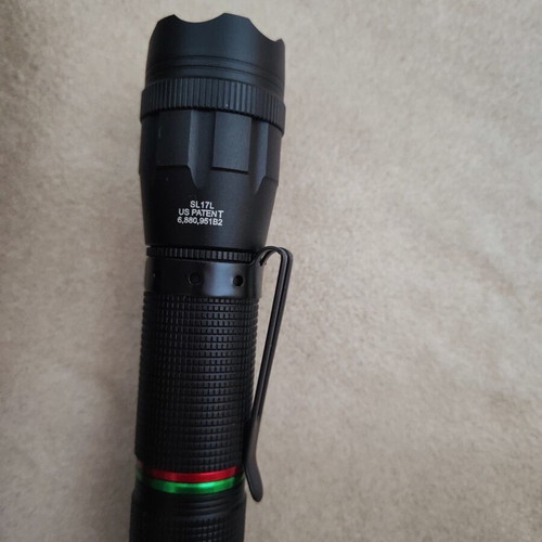 Chameleon flashlight with white, red and green light, 4x zoom