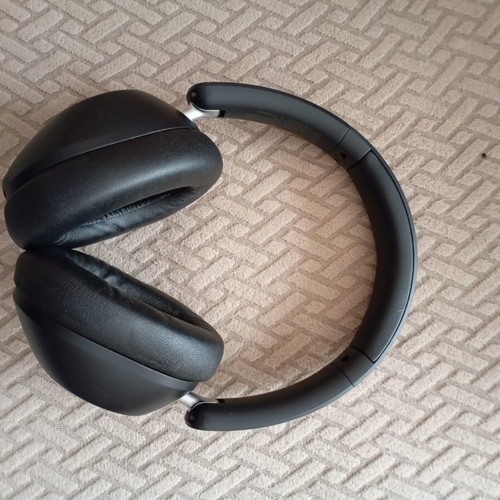 OneOdio Focus A5 wireless headphones new with Adaptive Hybrid ANC and 75h battery