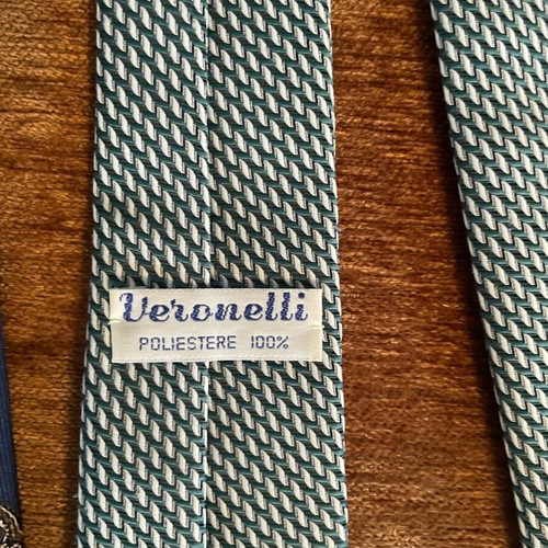 Branded ties like new condition