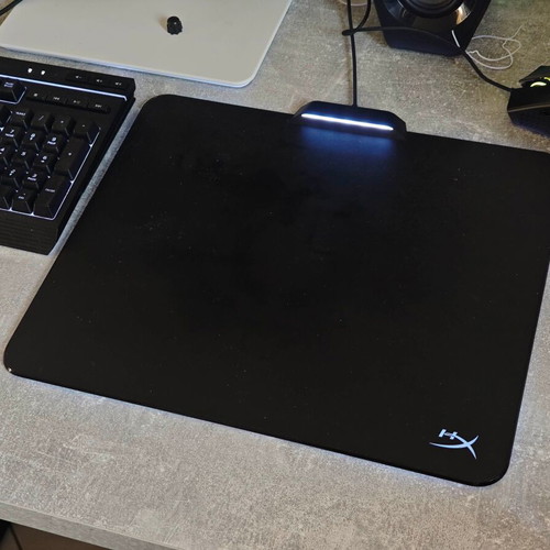 HyperX Fury Ultra RGB gaming mousepad like new