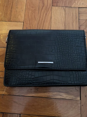 Bershka shoulder bag black like new unused