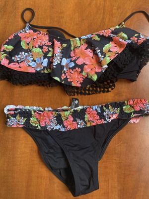 Bluepoint bikini like new, black multicolor, size M