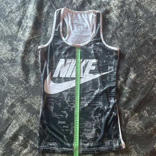 Nike Dry Fit Womens Tank Top like new, grey, size M