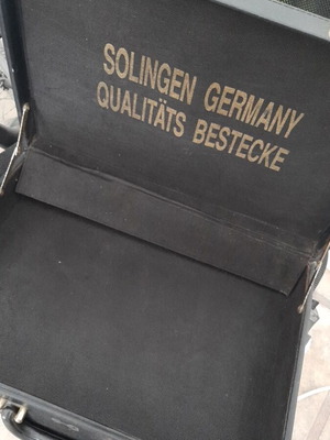 Suitcase used, good condition