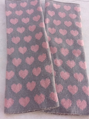 Women's gloves like new, finger hole, elbow length, pink hearts
