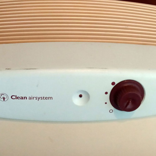 Philips air cleaning and disinfection system used model HR 4330/A