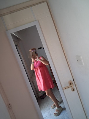 Pink dress like new with inner lining, loose fit