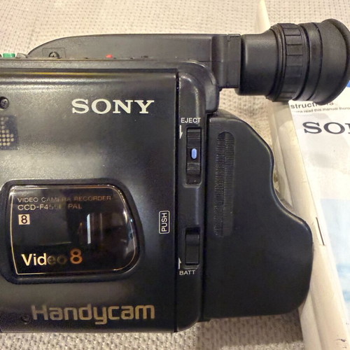 Sony Handycam CCD-F455E Video8 used vintage analog camcorder