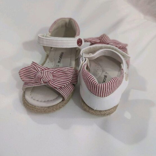 Crocs Frozen C4 used with Mayoral sandals gift size 19