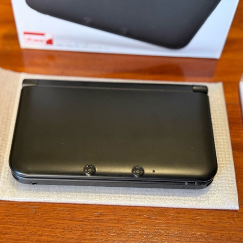 Nintendo 3DS XL Black console, boxed complete with accessories