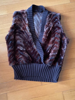 Vest with brown fur size M new