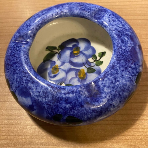 Decorative ceramic handmade ashtray with flowers like new, 12 cm
