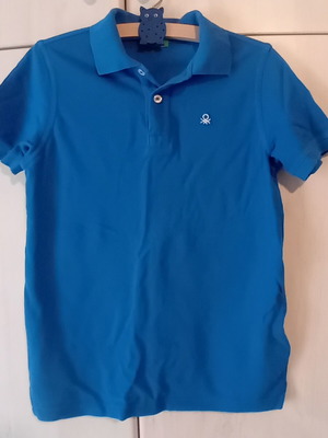 Benetton polo t-shirt for boy 9 years like new, blue