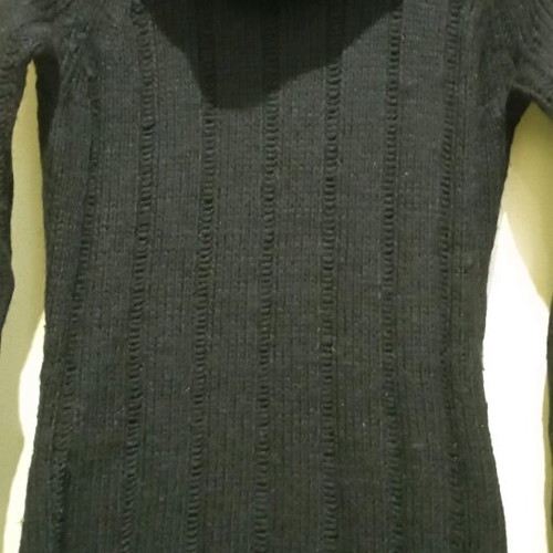 Knitted black dress large with wide collar like new
