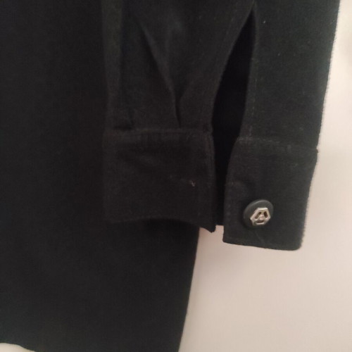 Garantie women's black shirt size M/L like new