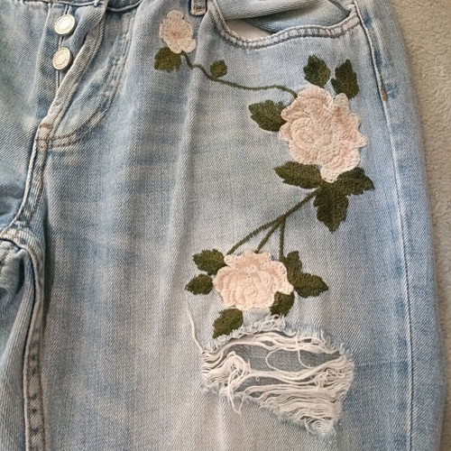 Women's jeans used with floral design, size 42, blue