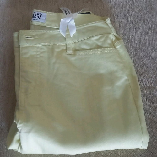 Jean Vero Moda light yellow new, size XS