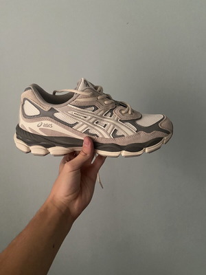 Asics Gel NYC sneakers new, oyster grey, size 44