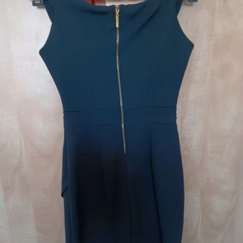 Black fitted dress like new with gold details, size S