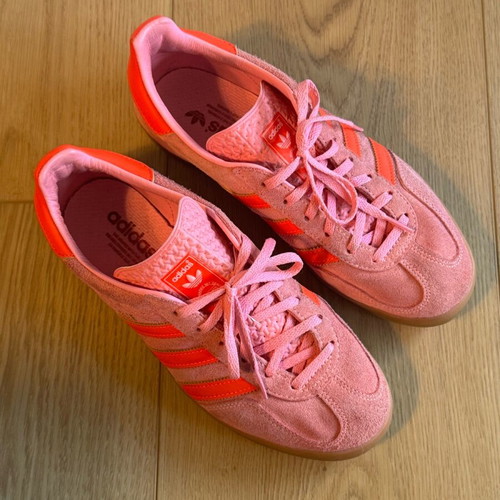 Adidas Gazelle pink athletic shoes like new, size 40.5
