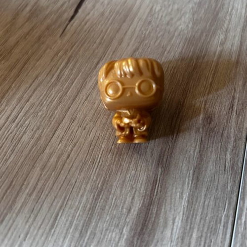 Kinder Joy Harry Potter gold figure like new