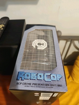 RoboCop figure new, sealed