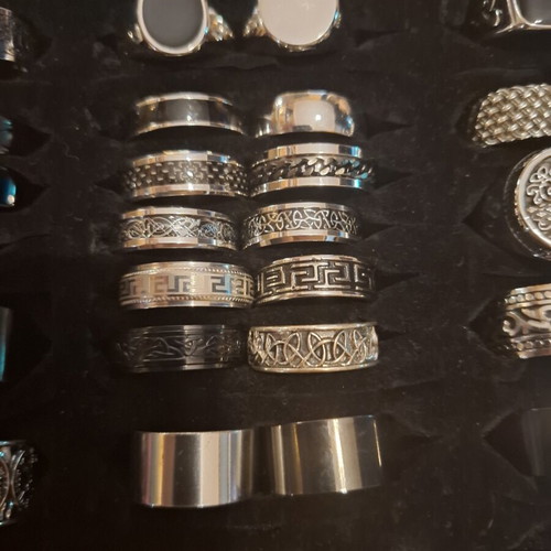 Stainless Steel Men's Rings No 12 like new, pack of 40