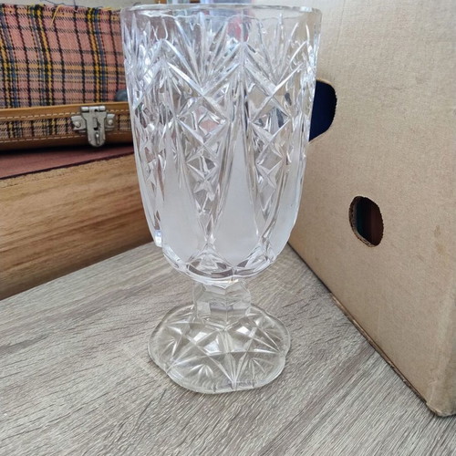 Vintage Columnar Vase Like New