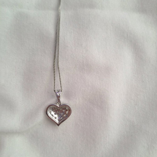 Steel heart necklace with zirconia new, silver color
