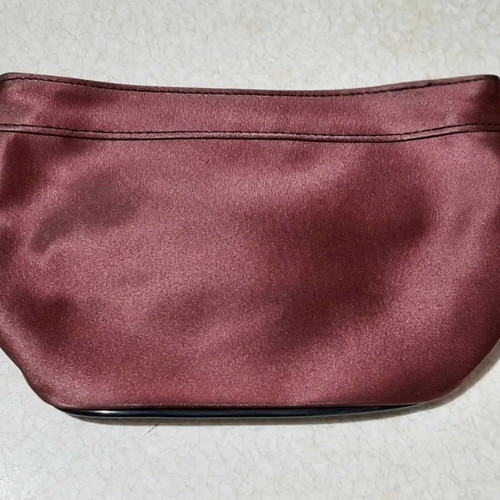 Estee Lauder toiletry bag new, burgundy color