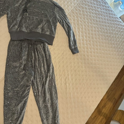 Velvet tracksuit set with sequins, medium