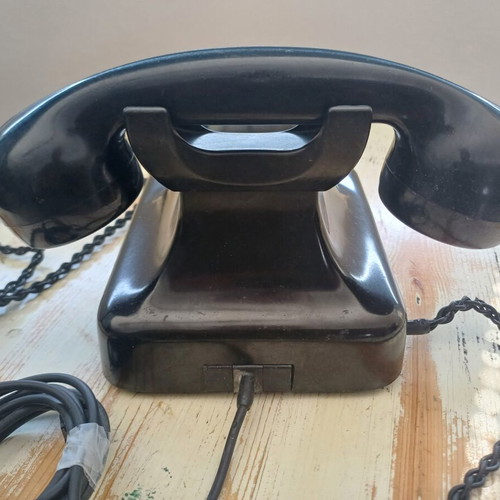 Siemens vintage bakelite telephone model Fg tist 277d used