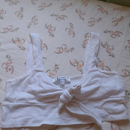 White Jennyfer top like new, size S