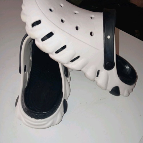Flip-flop clogs No 45 like new, white and black