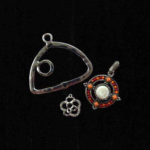 Silver coloured charms new, set of 3 pieces