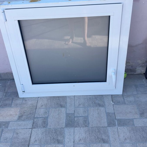 Aluminum window with tilt and screen, used, milk glass, double