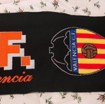 Valencia scarf like new
