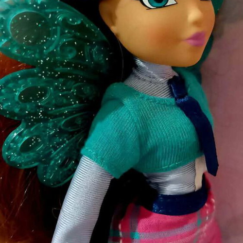 Winx Club Aisha Layla Fairy School doll like new with wings and authentic outfit
