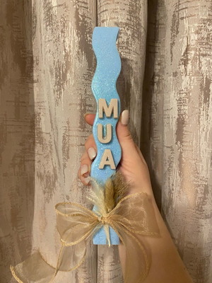 Candle new with choice of scent color