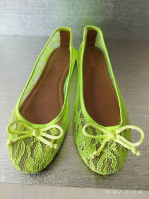 Fluorescent lace ballerinas like new, size 36.5