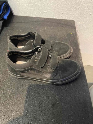 Vans Old Skool V sneakers used, size 33, black