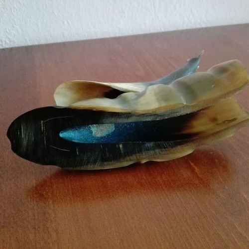 Vintage Bird Figurine made of Natural Horn, circa 1950, like new