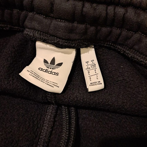 Adidas men's shorts size L, black