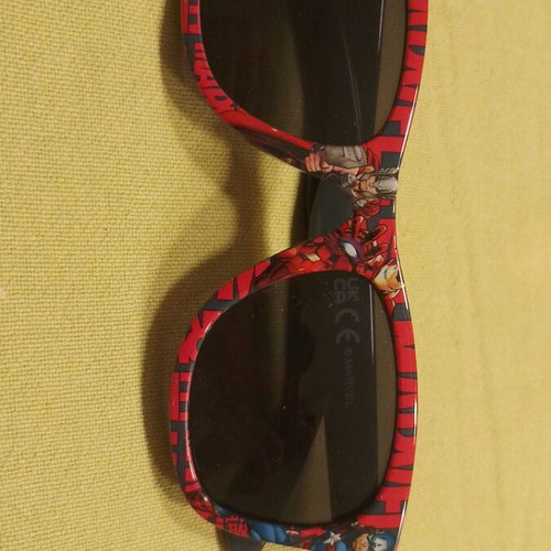 Marvel sunglasses like new, multicolor