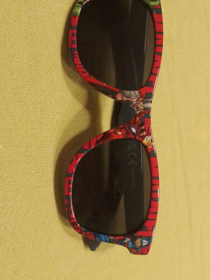 Marvel sunglasses like new, multicolor